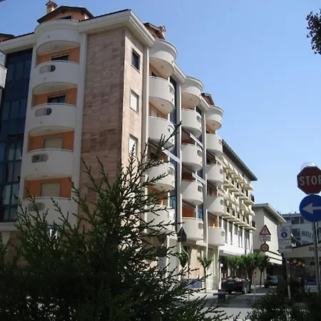 Mirage Апартаменты Градо